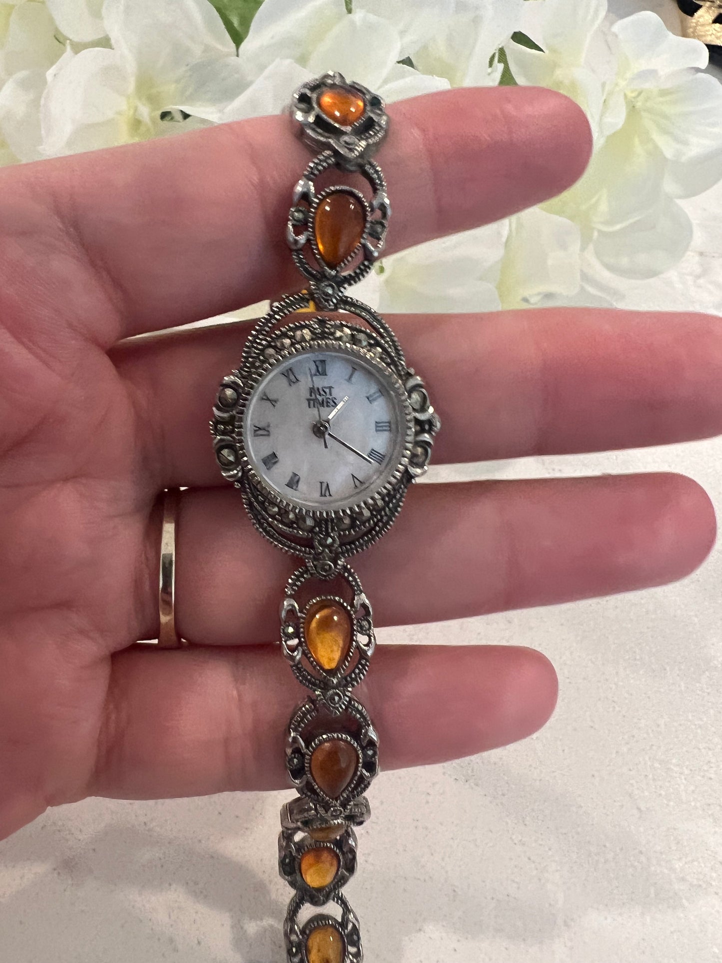 Past times watch