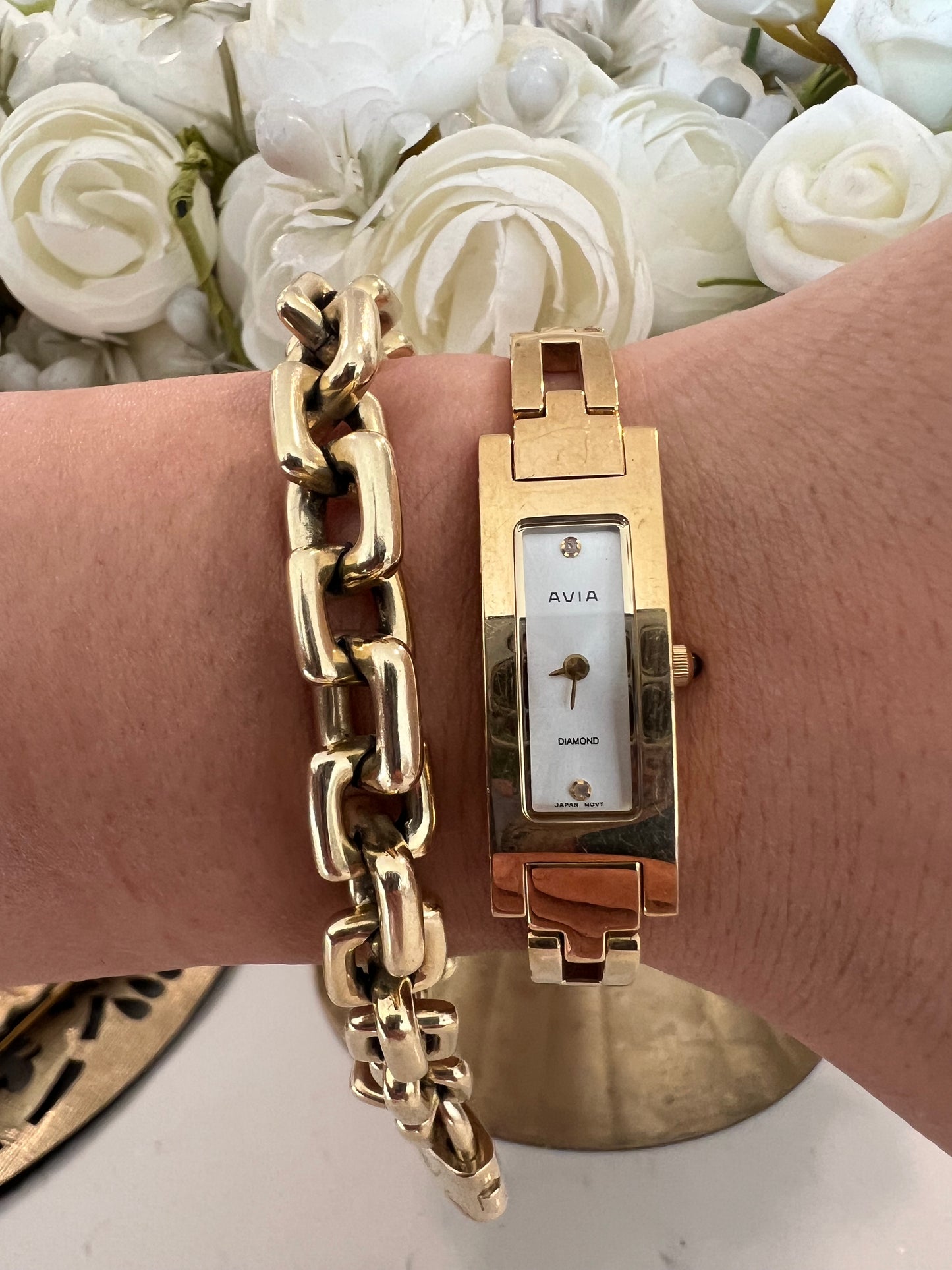 Avia watch